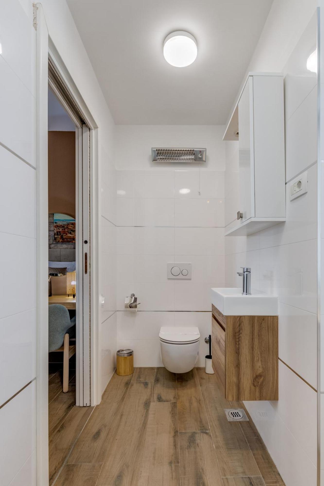 Inmotion Luxury Rooms Split Exterior photo